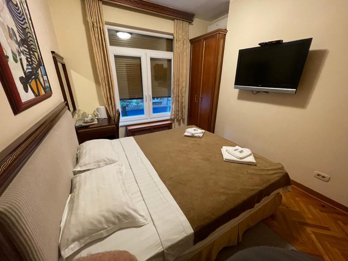 Boutique Hotel Travelling Actor - Skadarlija Belgrade Extérieur photo