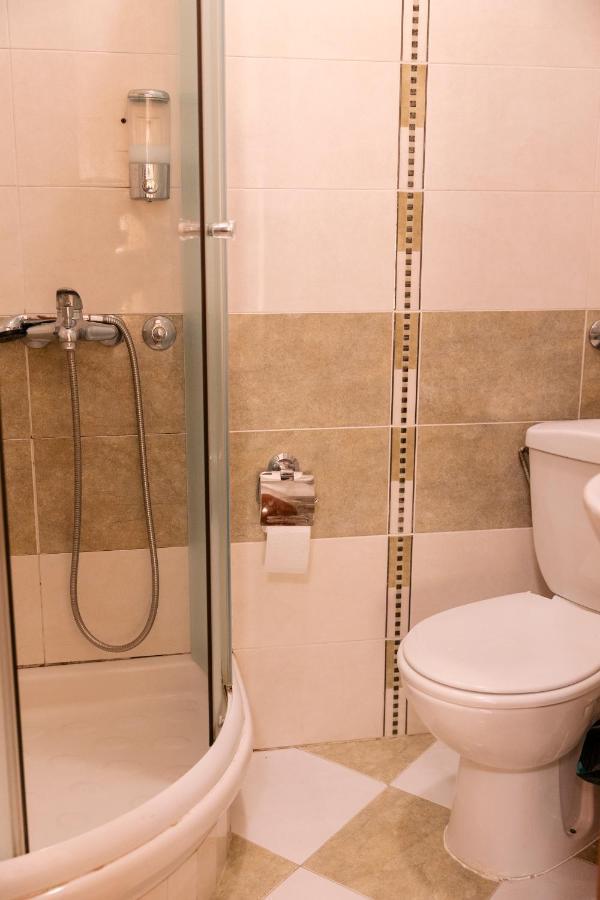Boutique Hotel Travelling Actor - Skadarlija Belgrade Extérieur photo